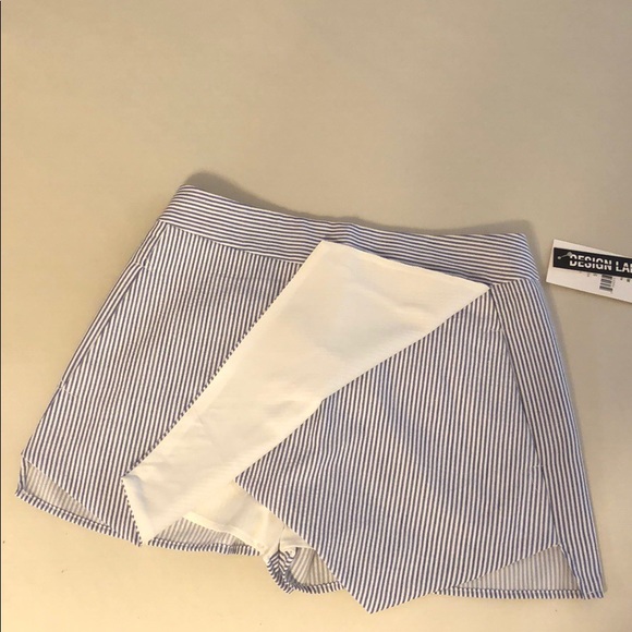 Design Lab blue striped shorts. - Picture 3 of 4